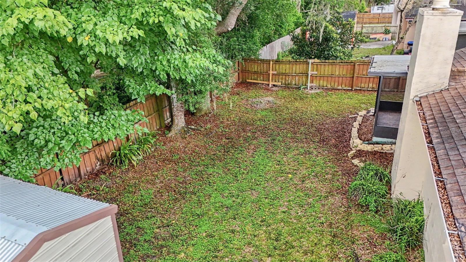 LIVINGSTON UNIT III B - Residential Lease