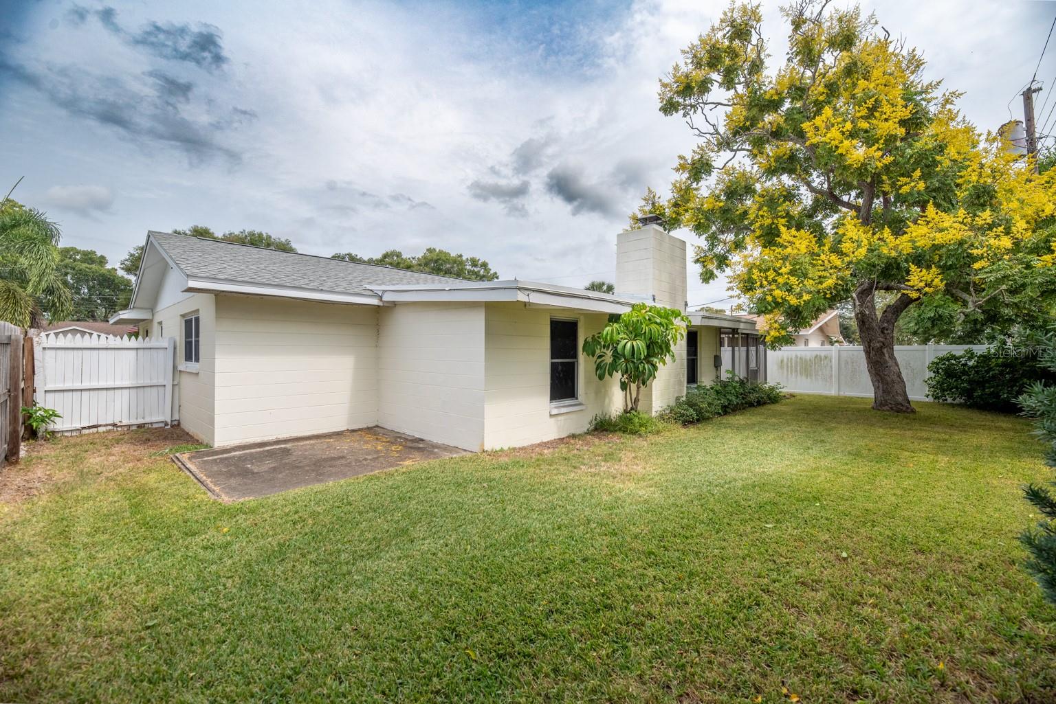 HI-RIDGE ESTATES - Residential