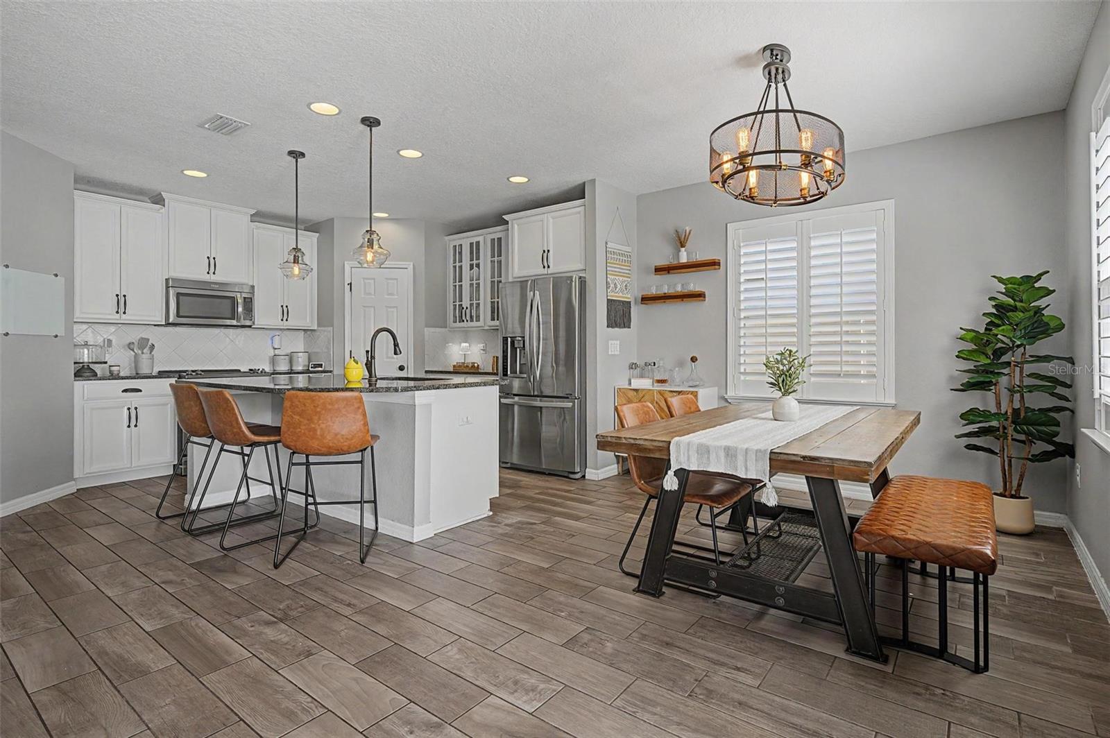 LONG LAKE RANCH - Residential
