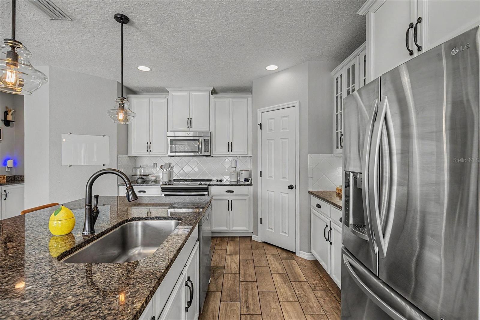LONG LAKE RANCH - Residential