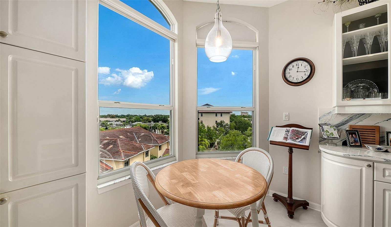 EAGLES POINT AT THE LANDINGS - Residential