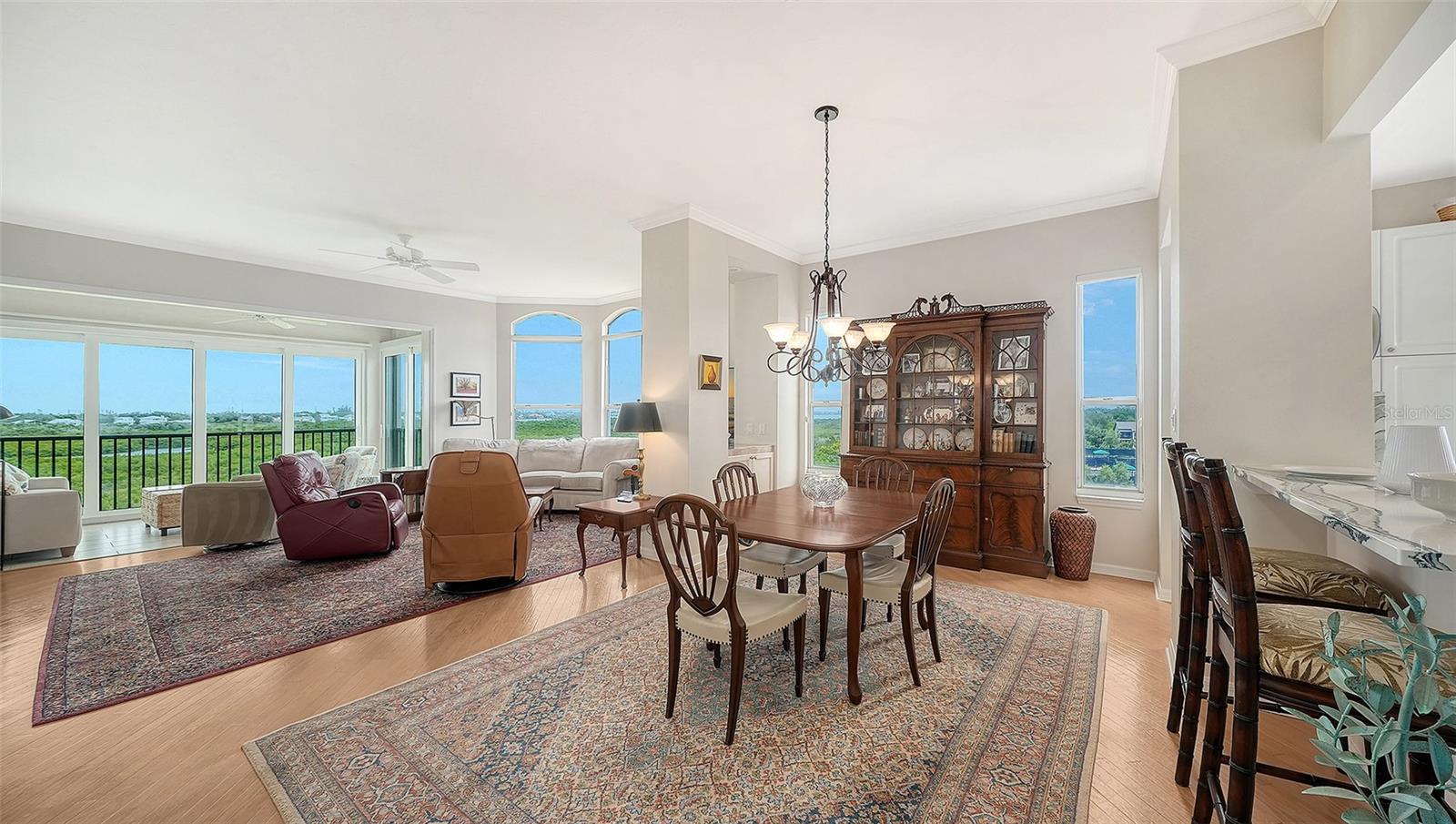 EAGLES POINT AT THE LANDINGS - Residential