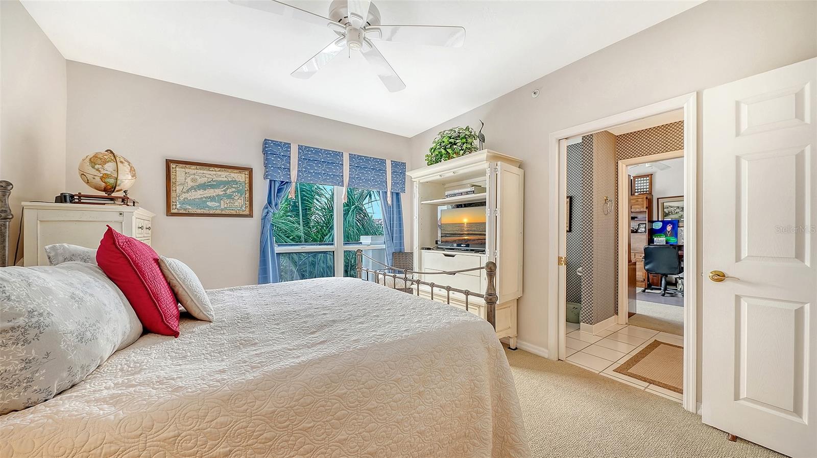 EAGLES POINT AT THE LANDINGS - Residential