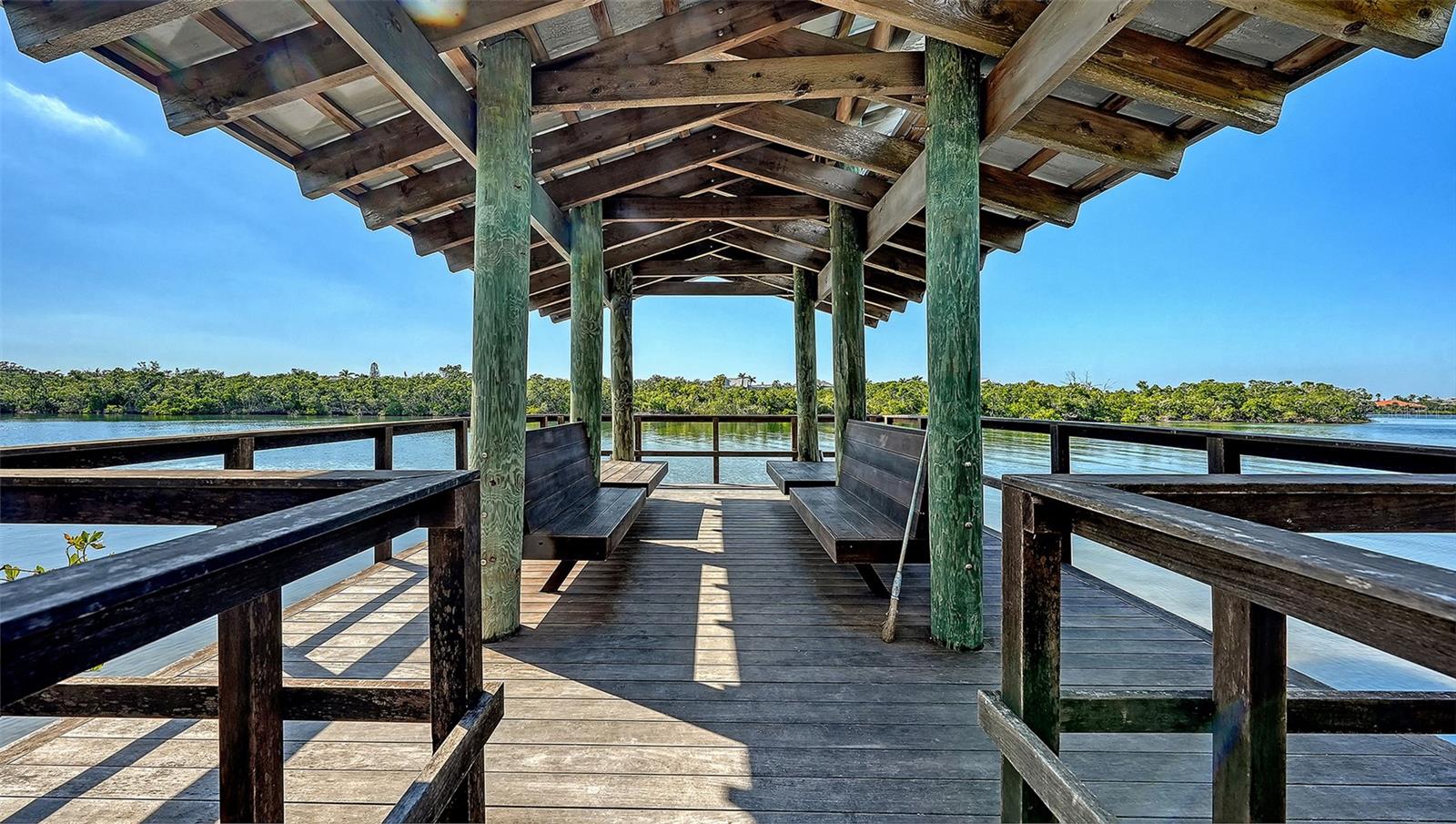 EAGLES POINT AT THE LANDINGS - Residential