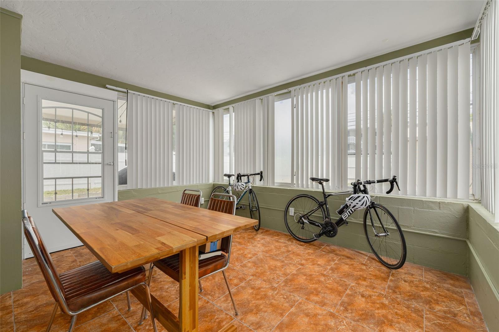 GANDY HWY SUB - Residential