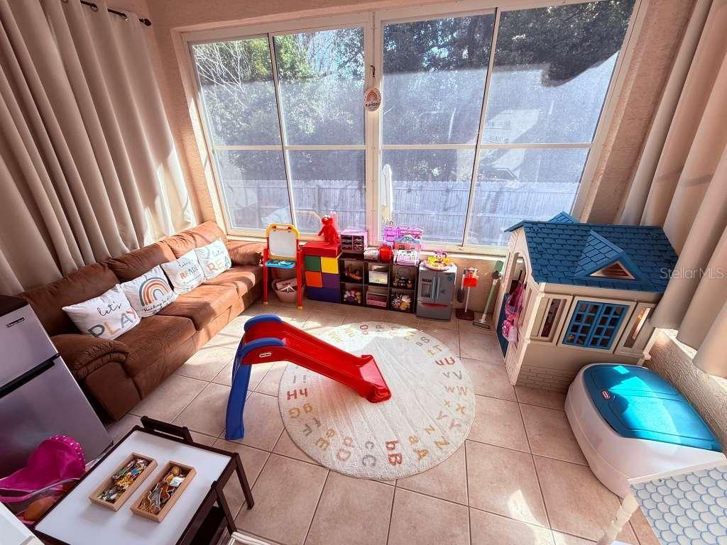 PLYMOUTH LANDING PH 01 - Residential