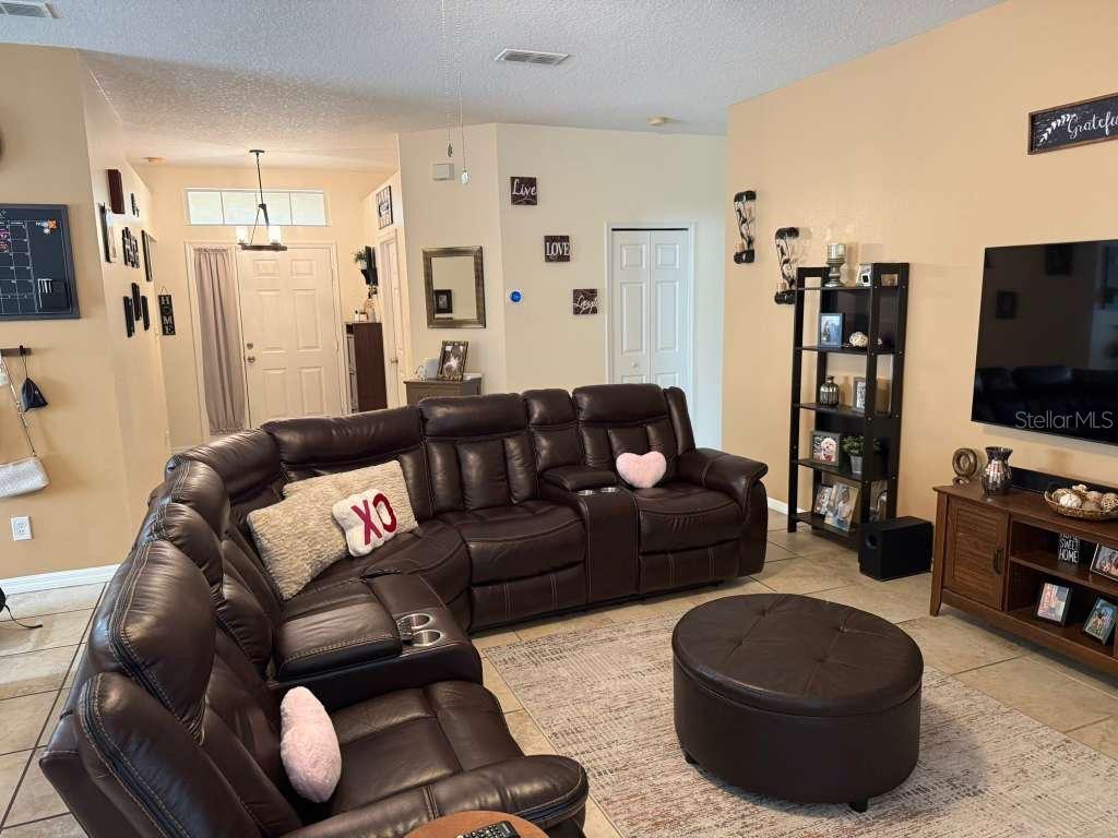 PLYMOUTH LANDING PH 01 - Residential