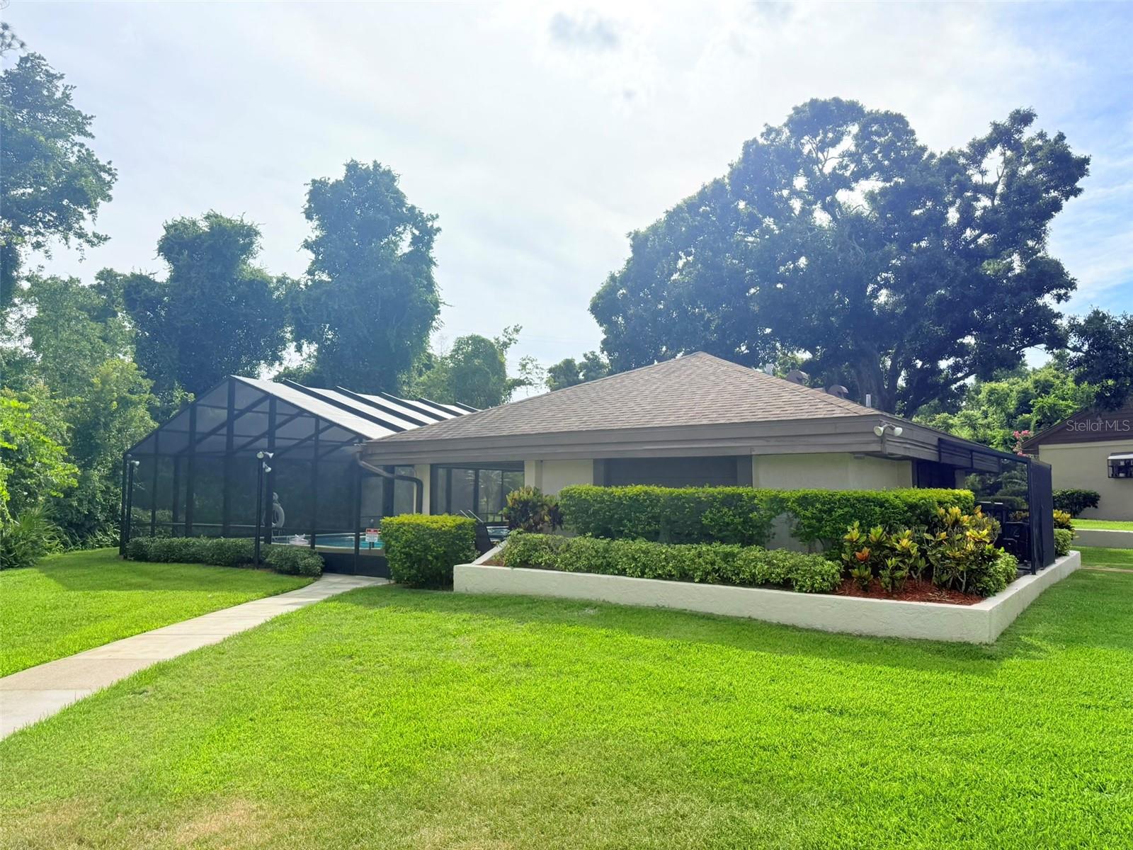 COUNTRYBROOK CONDO - Residential