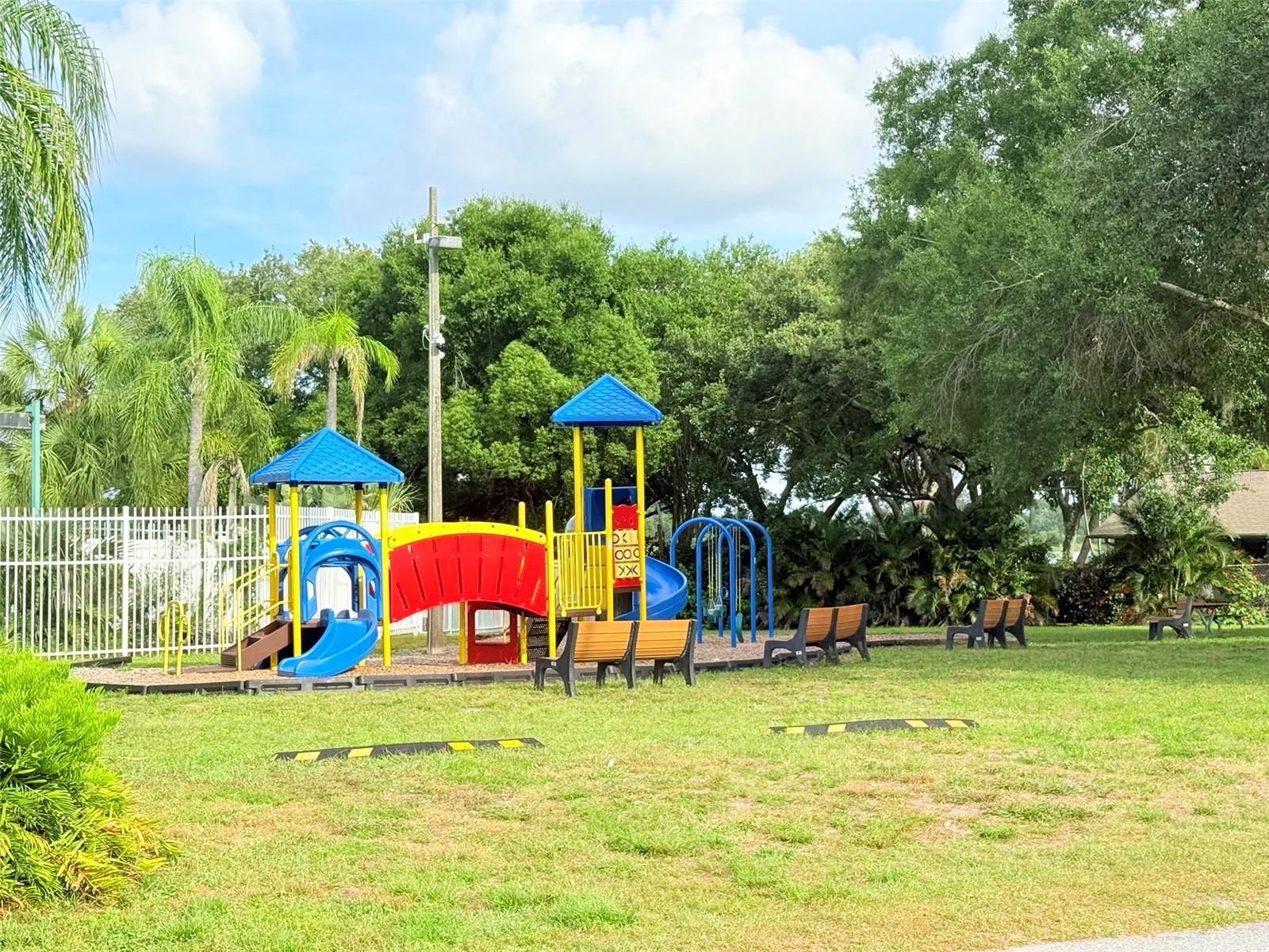 COUNTRYBROOK CONDO - Residential
