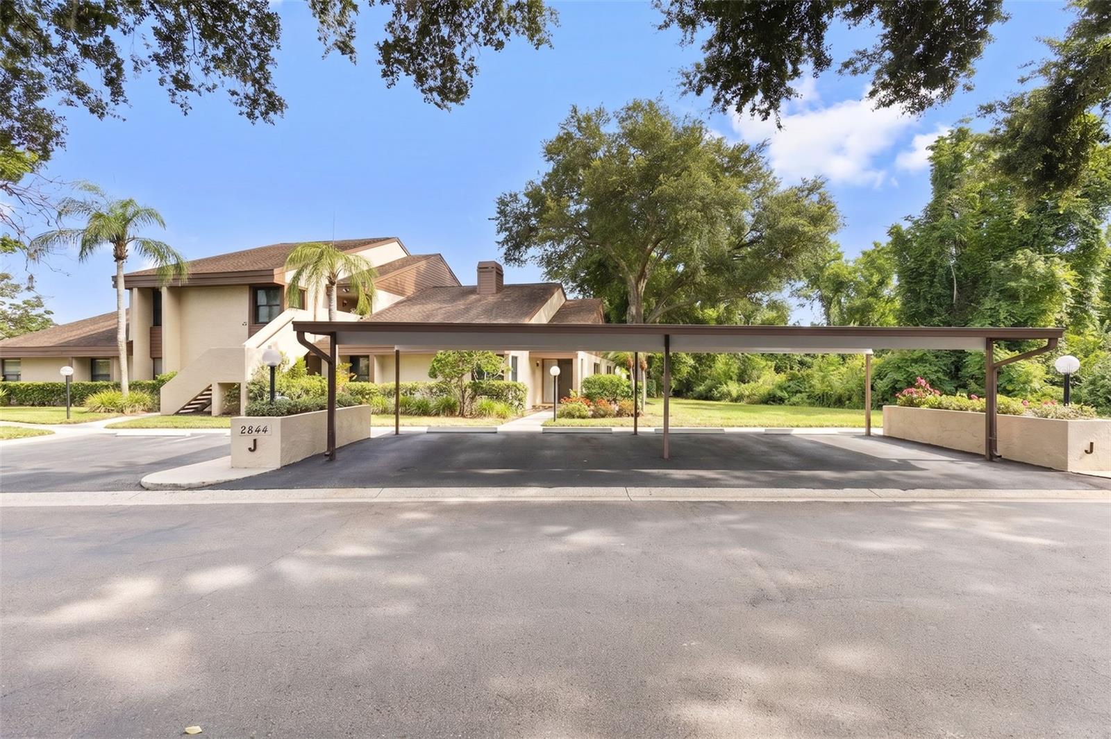 COUNTRYBROOK CONDO - Residential