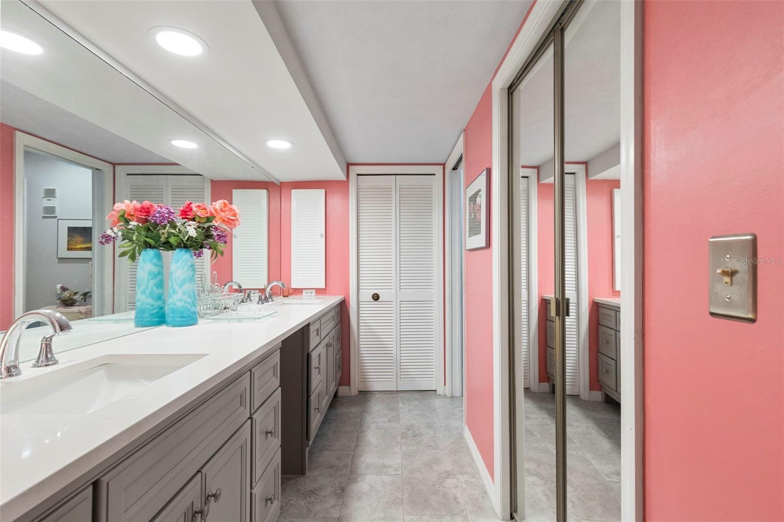 COUNTRYBROOK CONDO - Residential