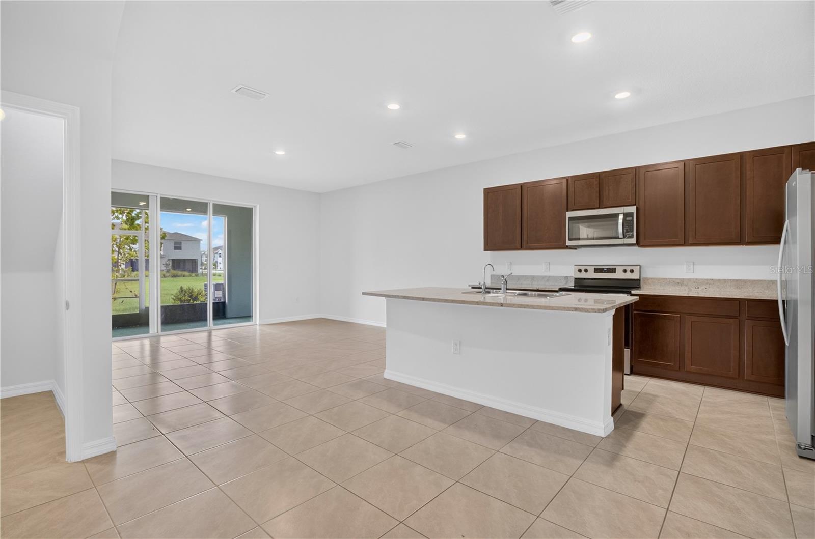 AVALON PARK WEST NORTH PH 2 4 5 - Residential