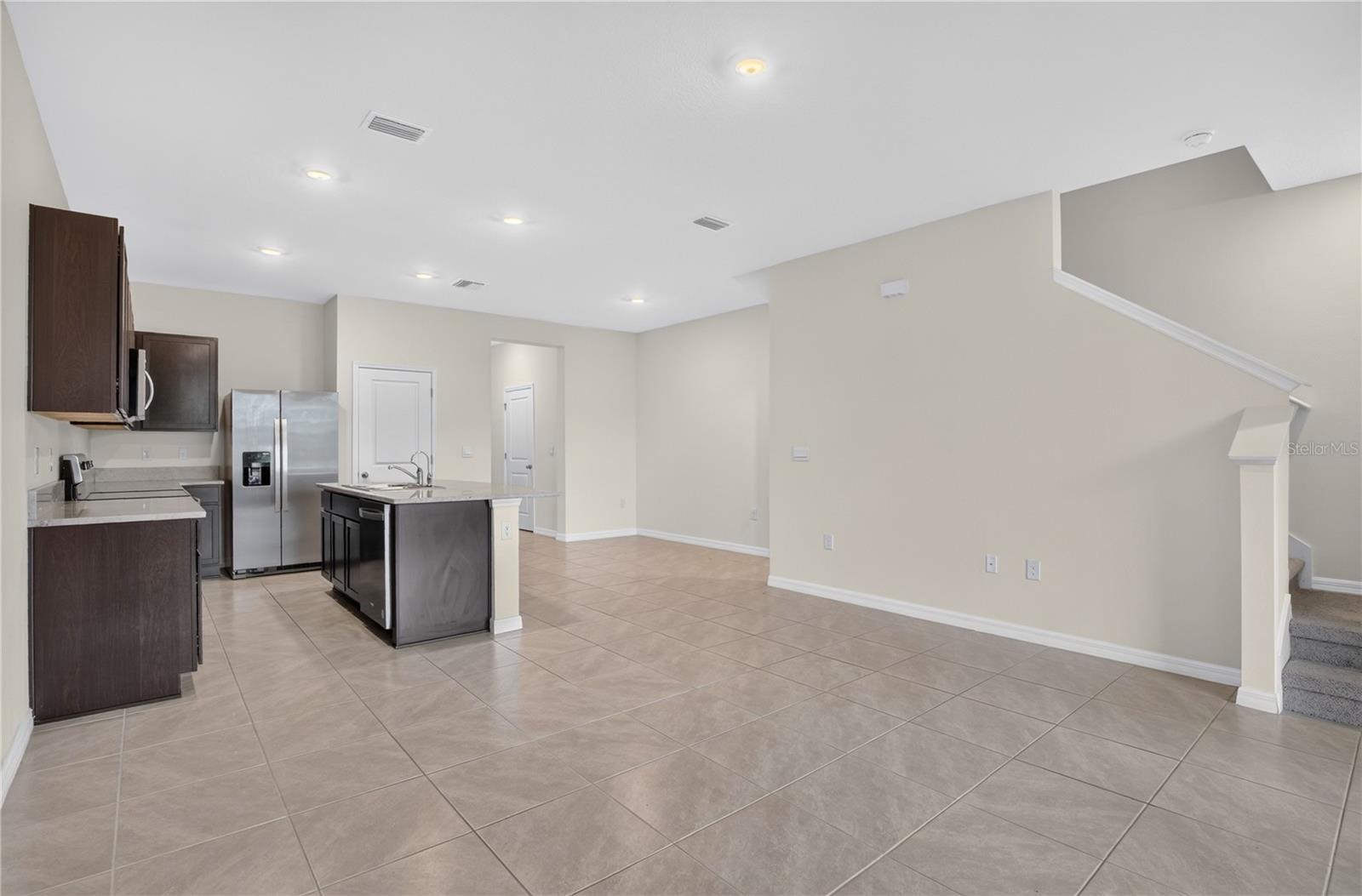 AVALON PARK WEST NORTH PH 2 4 5 - Residential