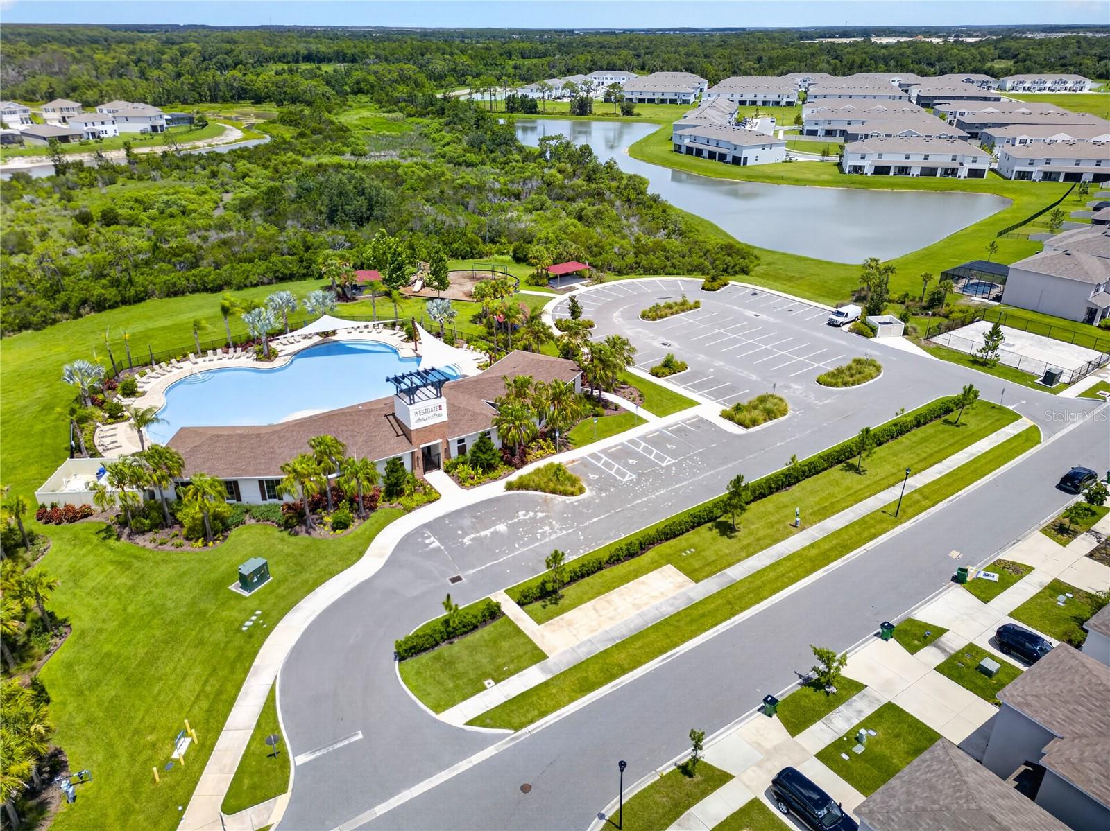 AVALON PARK WEST NORTH PH 2 4 5 - Residential