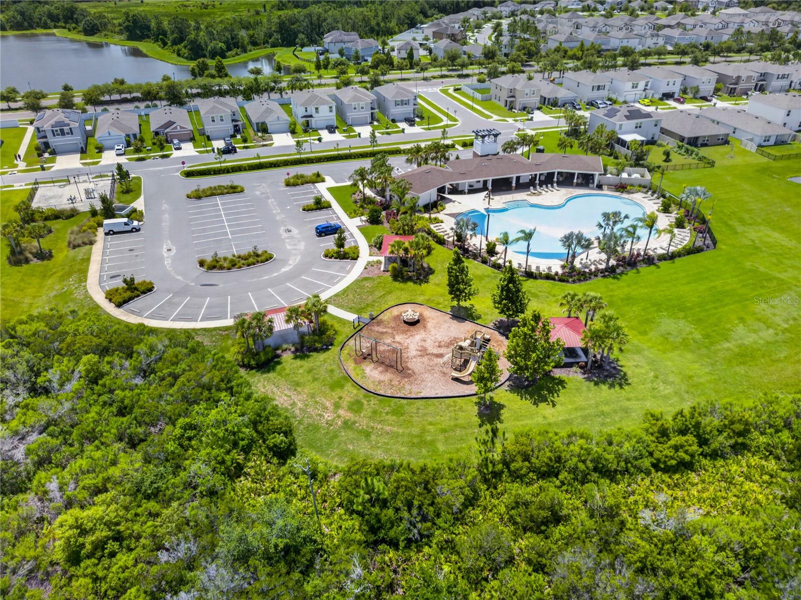 AVALON PARK WEST NORTH PH 2 4 5 - Residential