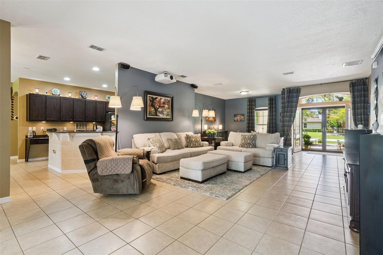 BELLALAGO - Residential