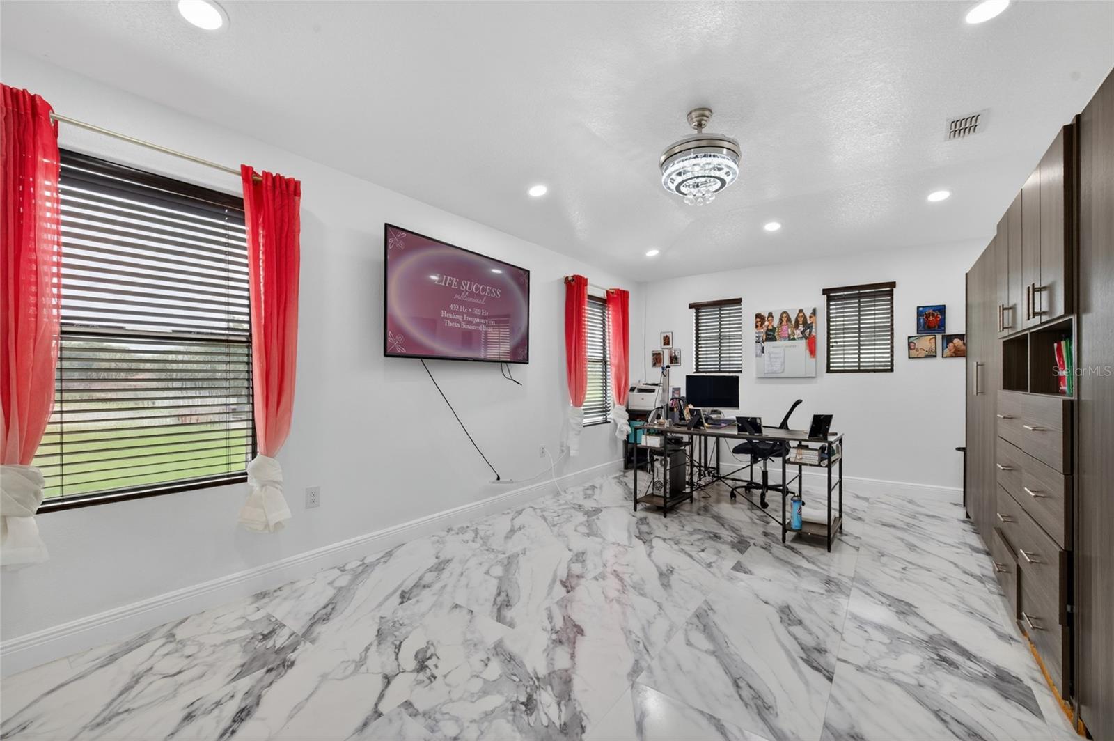 OAK HURST GOLF ESTATES - Residential