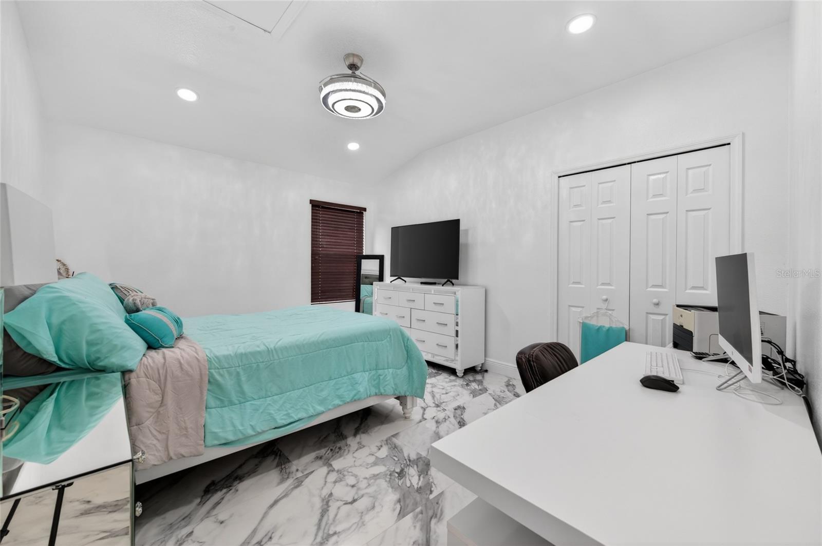 OAK HURST GOLF ESTATES - Residential
