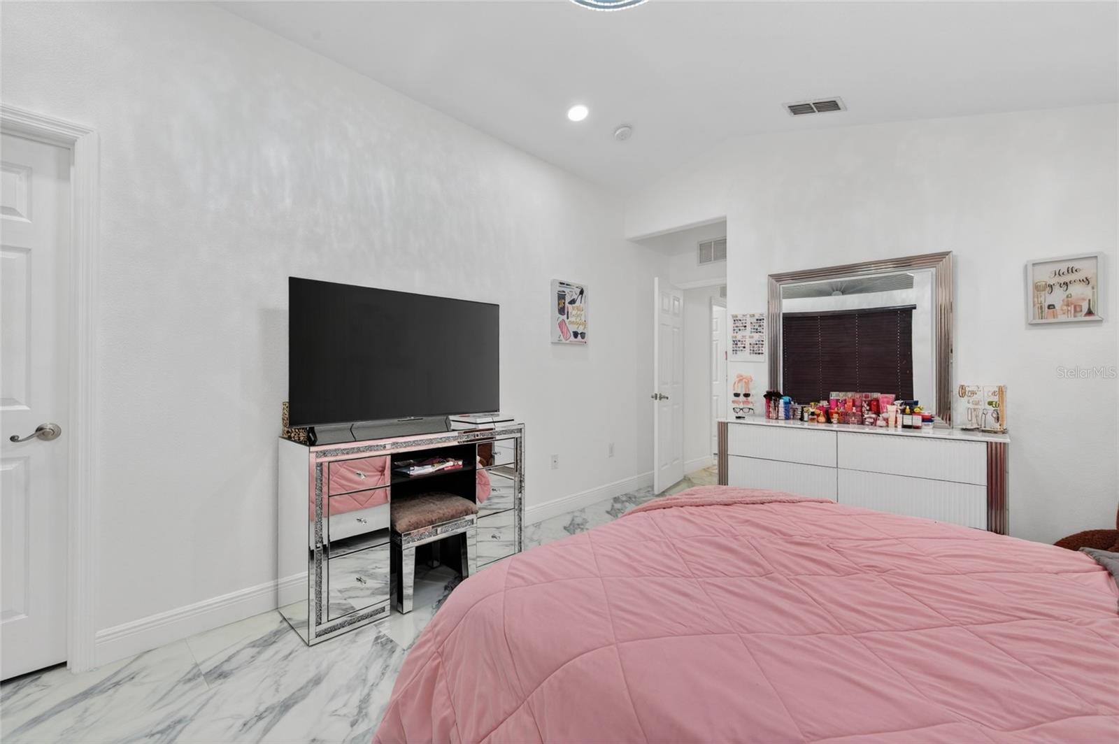 OAK HURST GOLF ESTATES - Residential