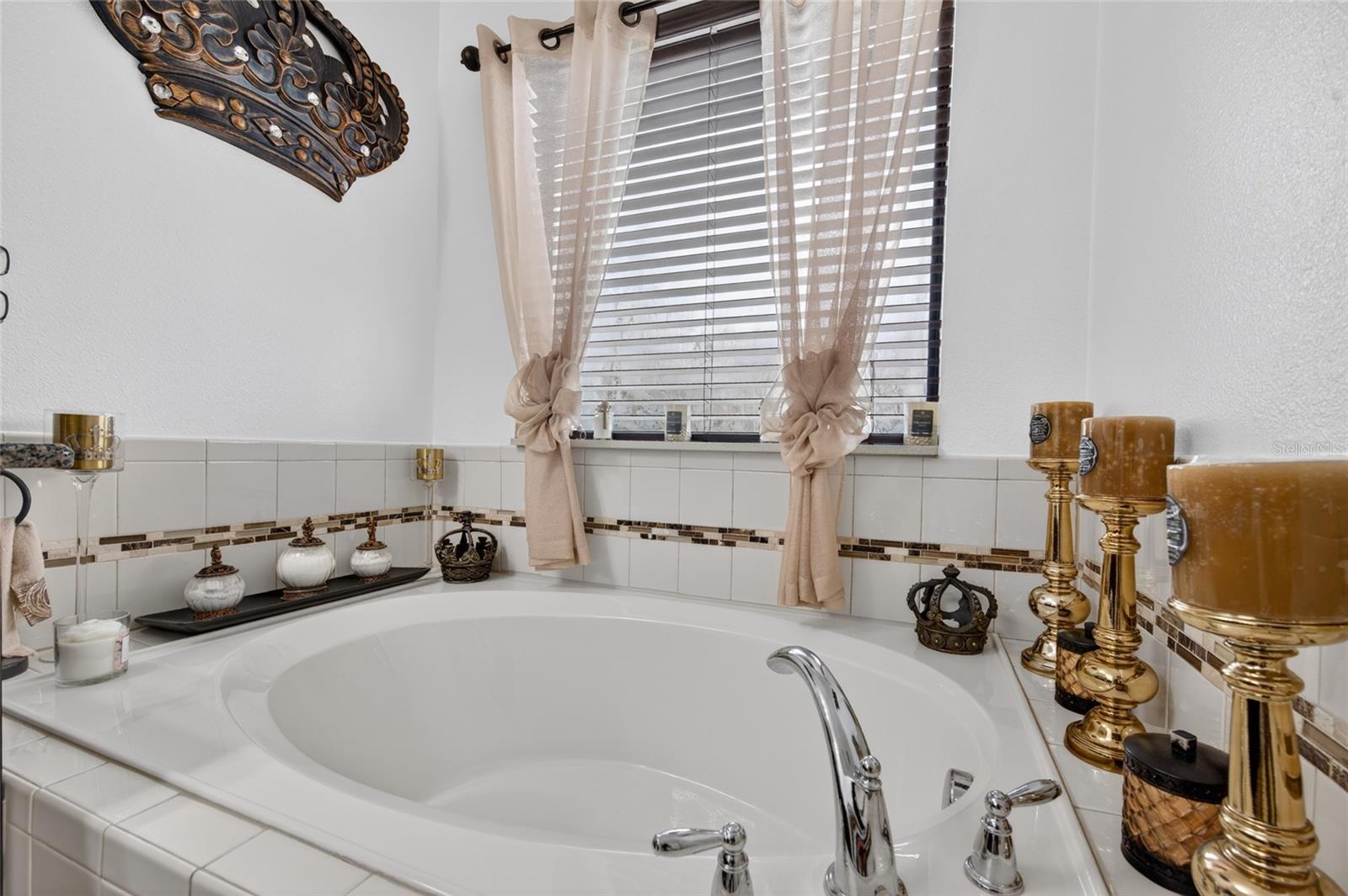 OAK HURST GOLF ESTATES - Residential