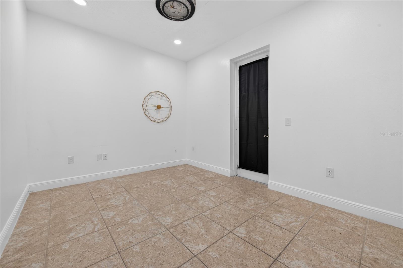 OAK HURST GOLF ESTATES - Residential