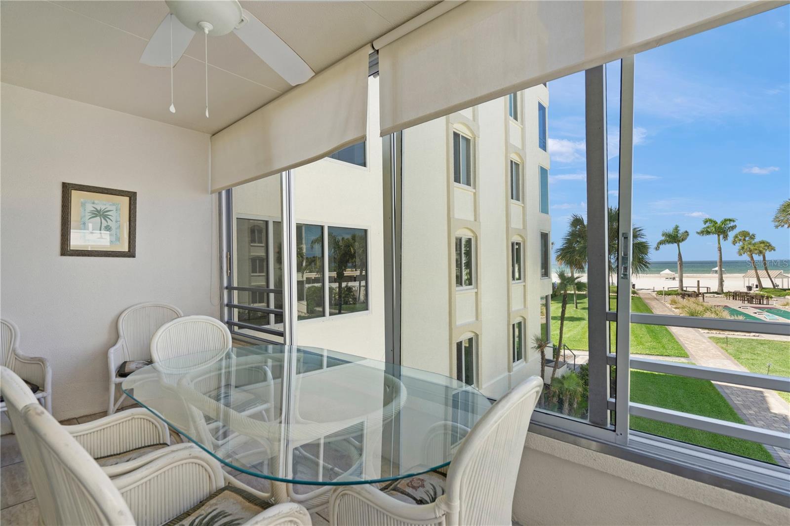 ISLAND HOUSE - Residential