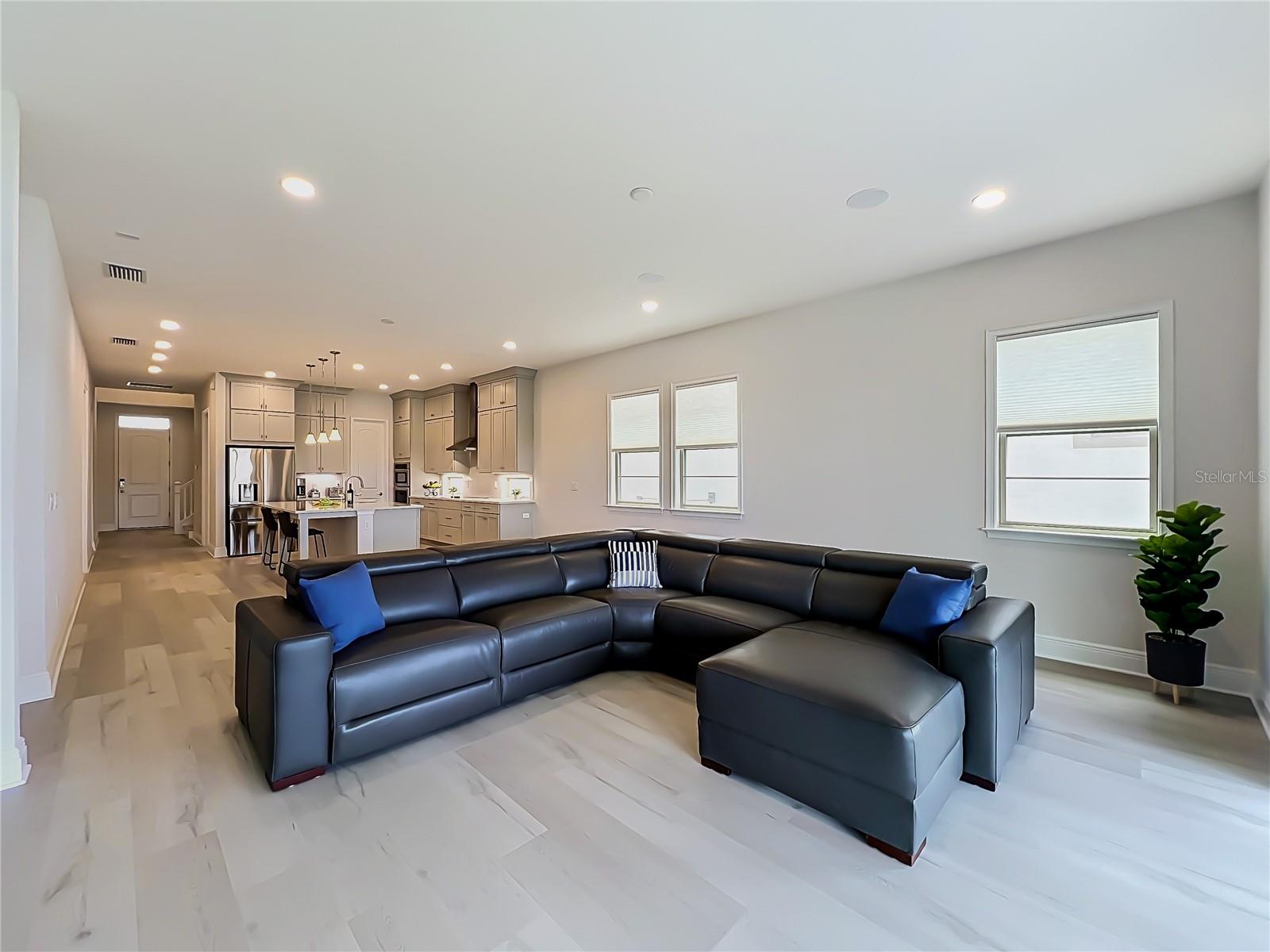 EAGLE CREEK - Residential