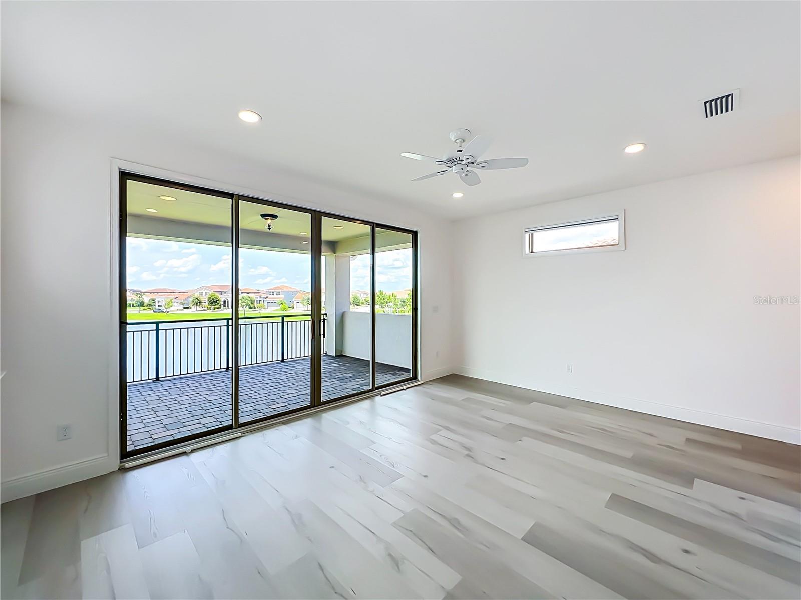 EAGLE CREEK - Residential