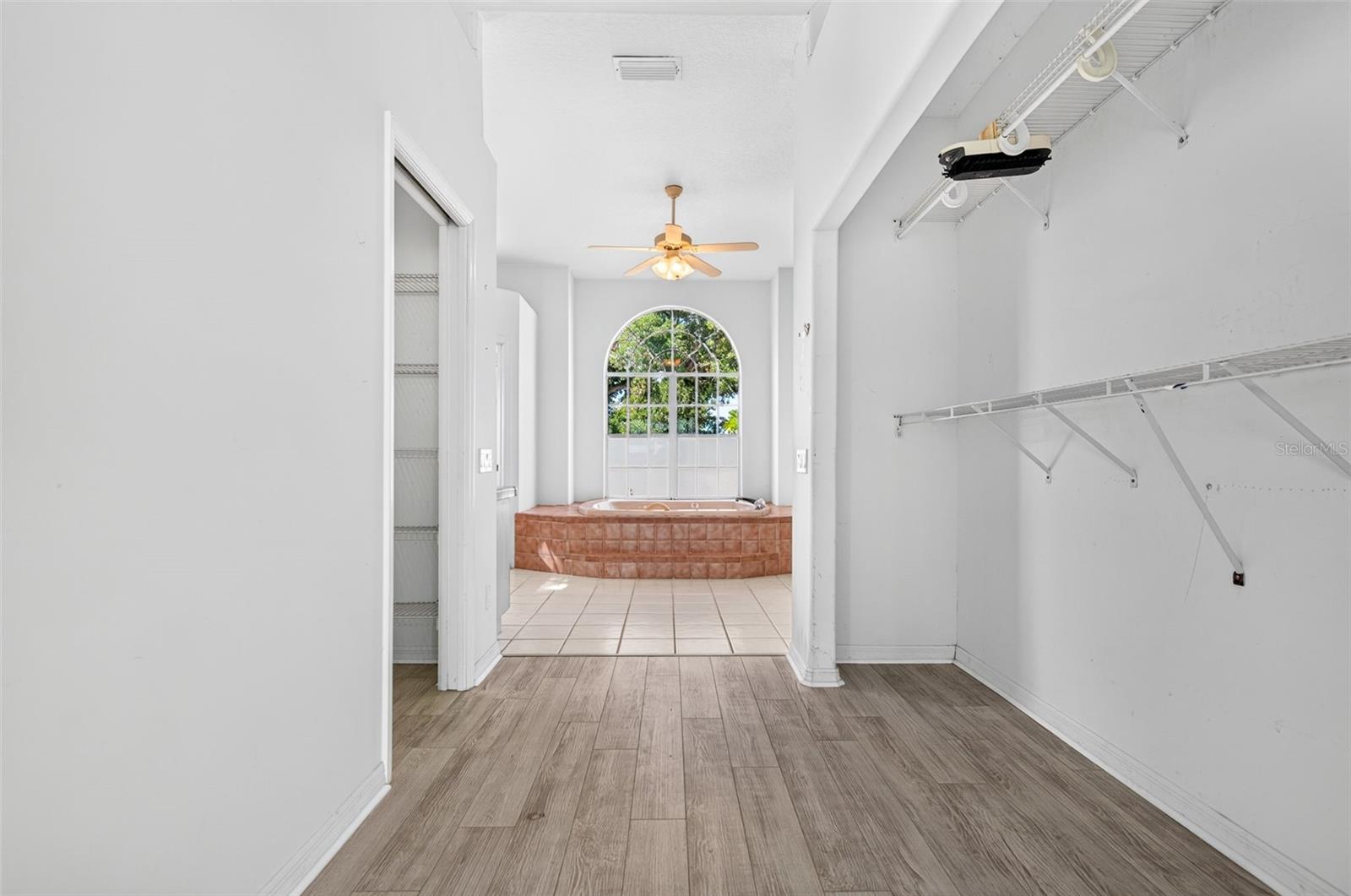 RIVERLACHEN - Residential