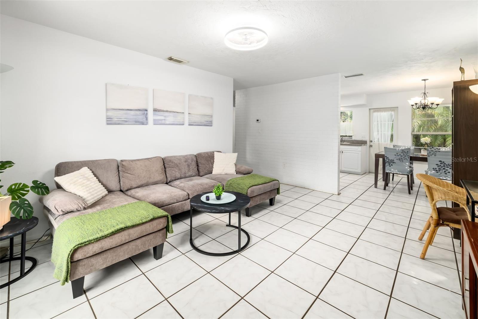 GROVE PARK - Residential Income