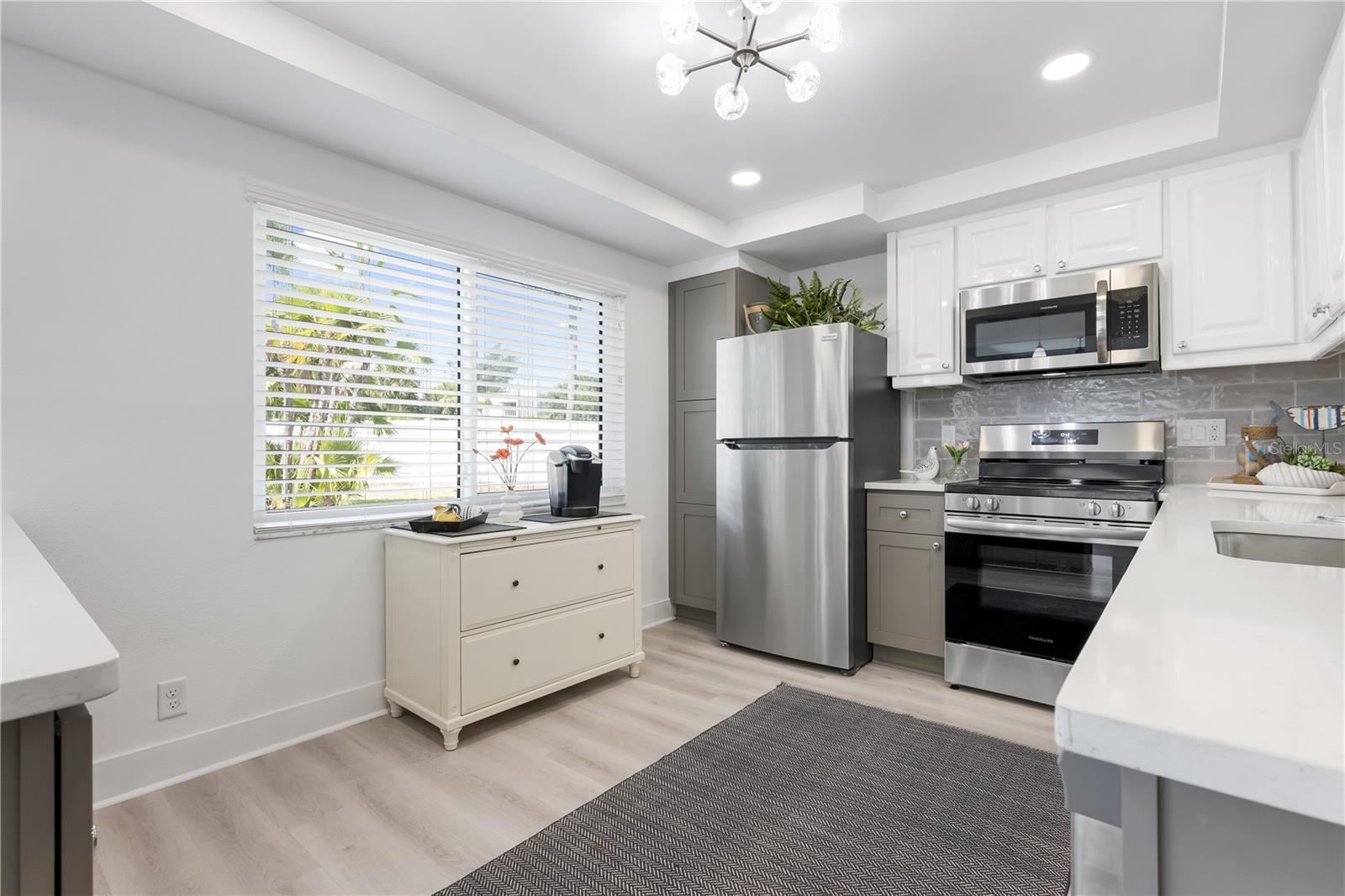 SPANISH MAIN YACHT CLUB CONDO - Residential
