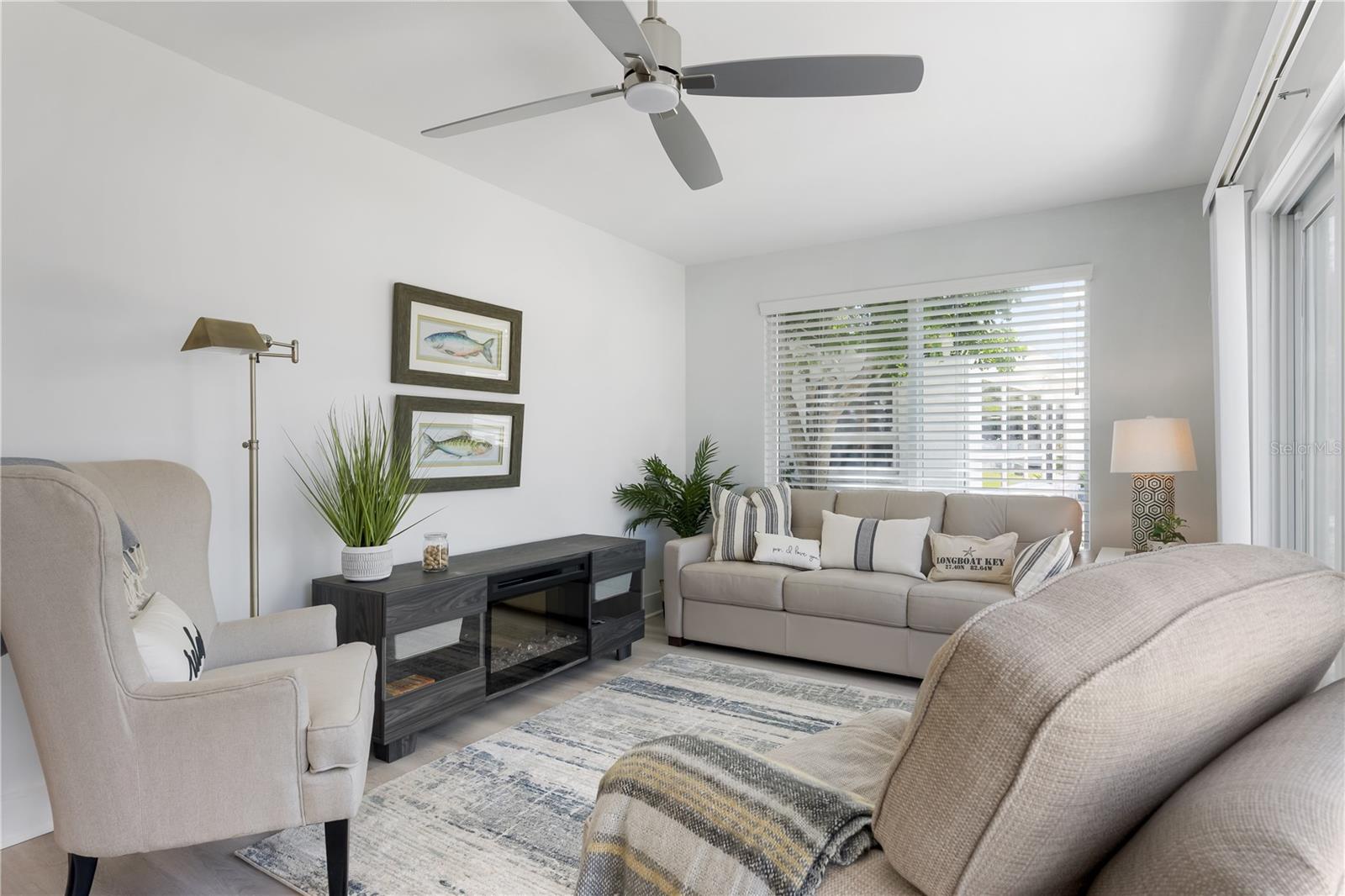 SPANISH MAIN YACHT CLUB CONDO - Residential