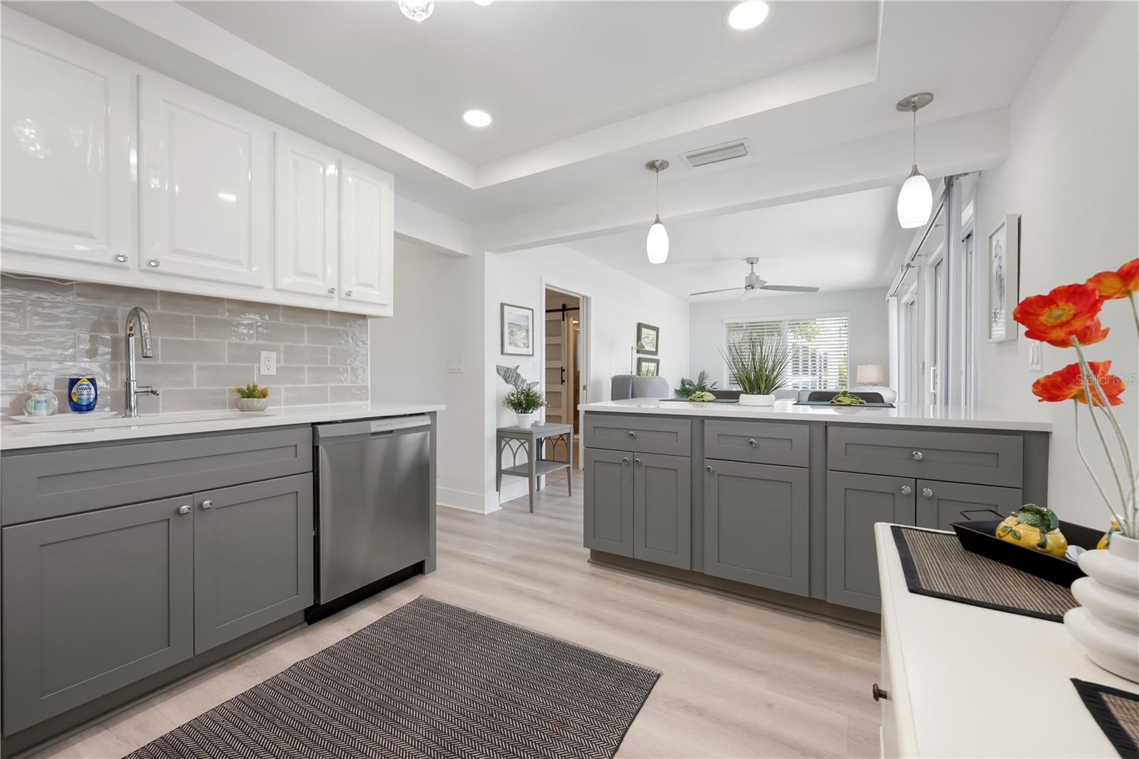 SPANISH MAIN YACHT CLUB CONDO - Residential
