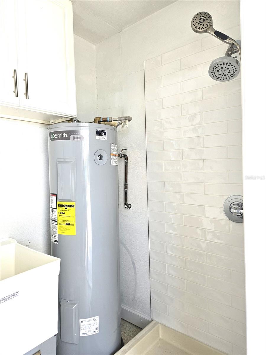 SPANISH MAIN YACHT CLUB CONDO - Residential