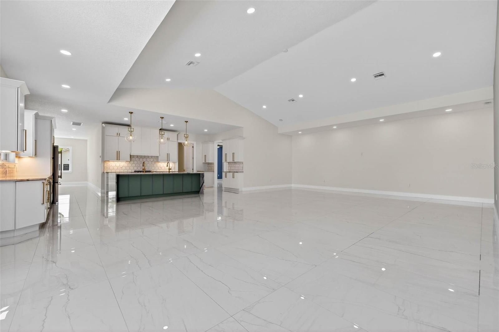 COLLINS ESTATES PH I - Residential