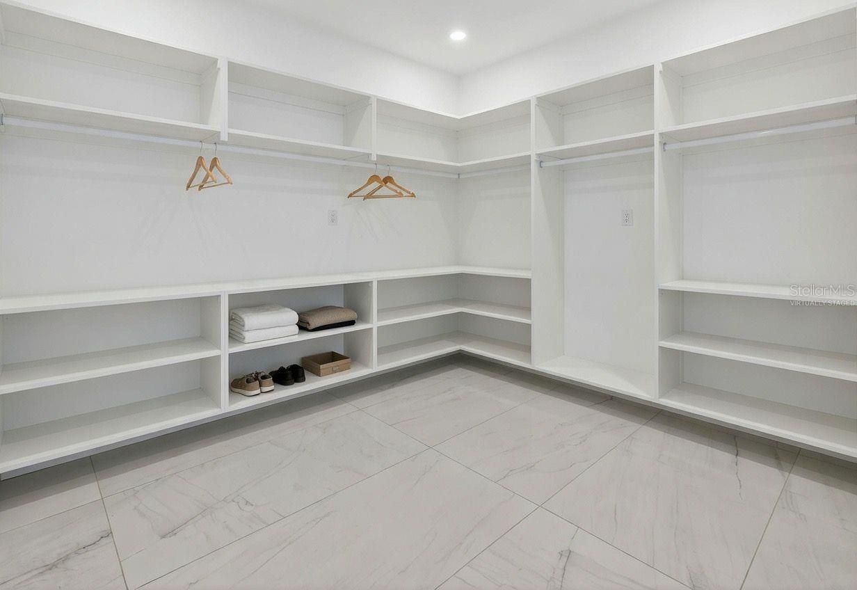 COLLINS ESTATES PH I - Residential