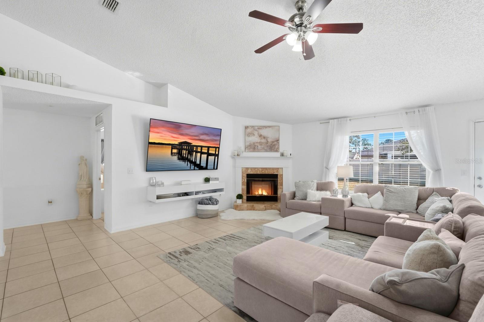 PALM COAST SEC 33 - Residential Lease