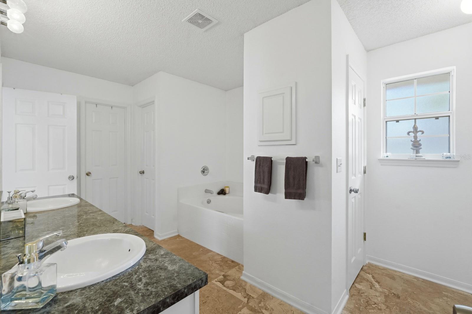 PALM COAST SEC 33 - Residential Lease