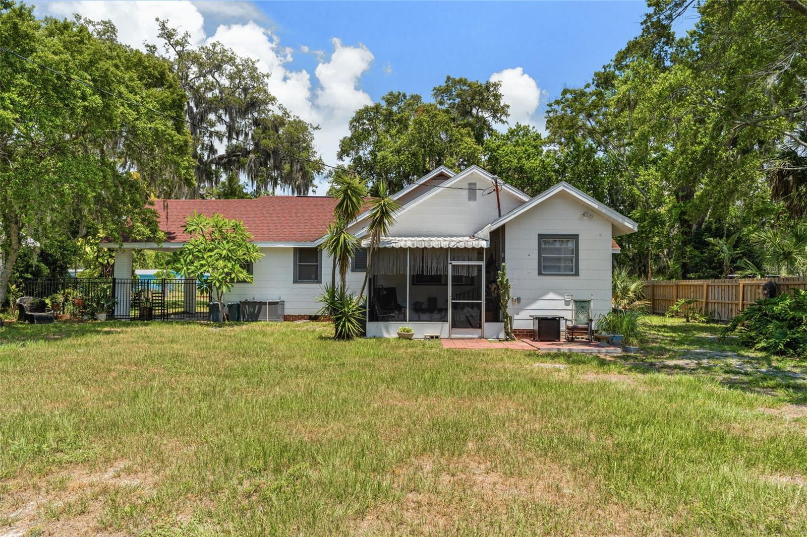 NEW PORT RICHEY CITY - Residential