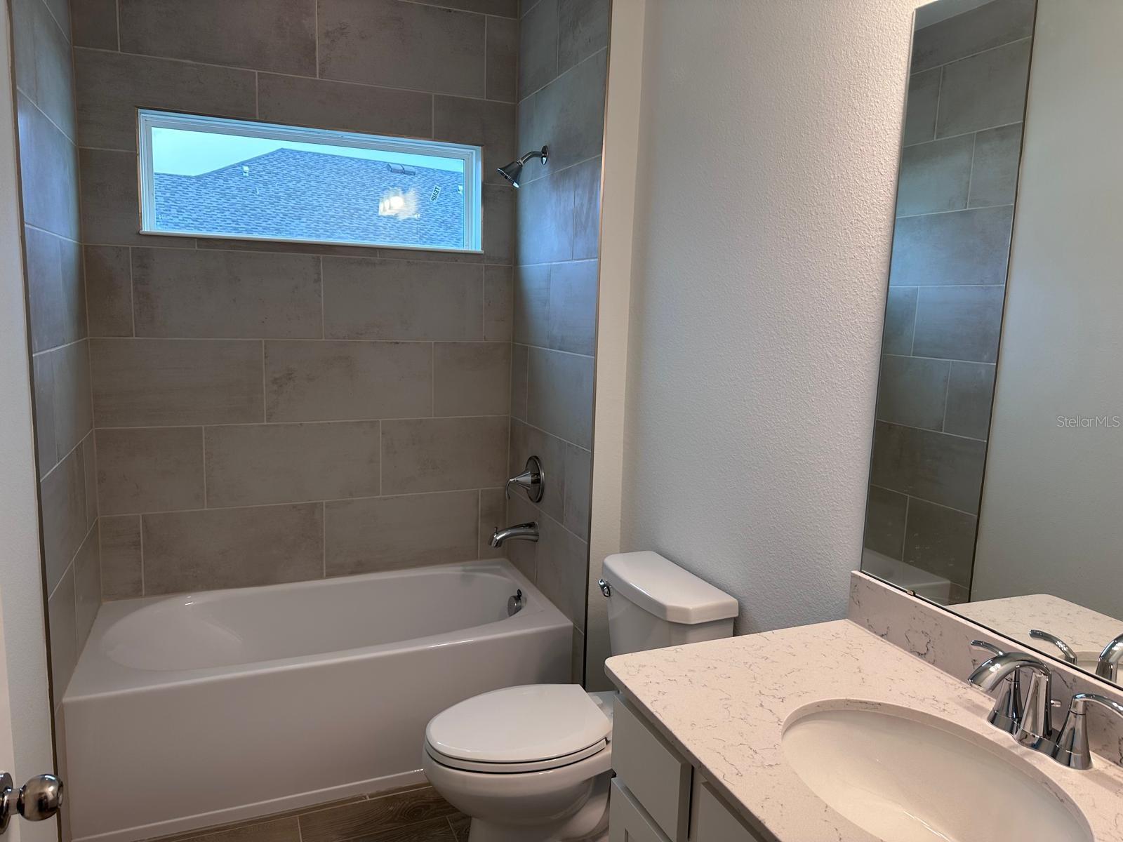 CONVERGENCE RESEARCH PARK - Residential Lease