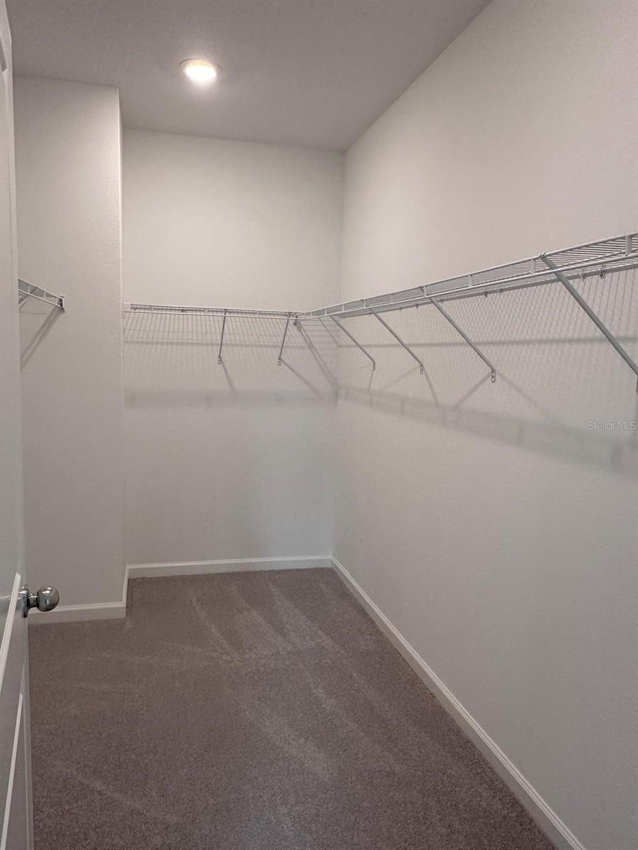 CONVERGENCE RESEARCH PARK - Residential Lease