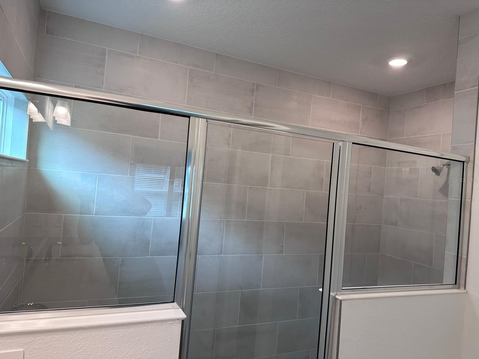 CONVERGENCE RESEARCH PARK - Residential Lease