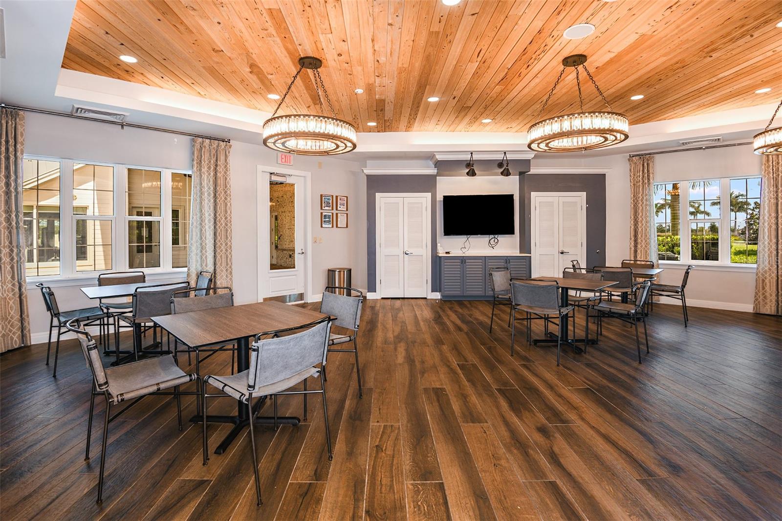 TRIPLE CREEK - Residential