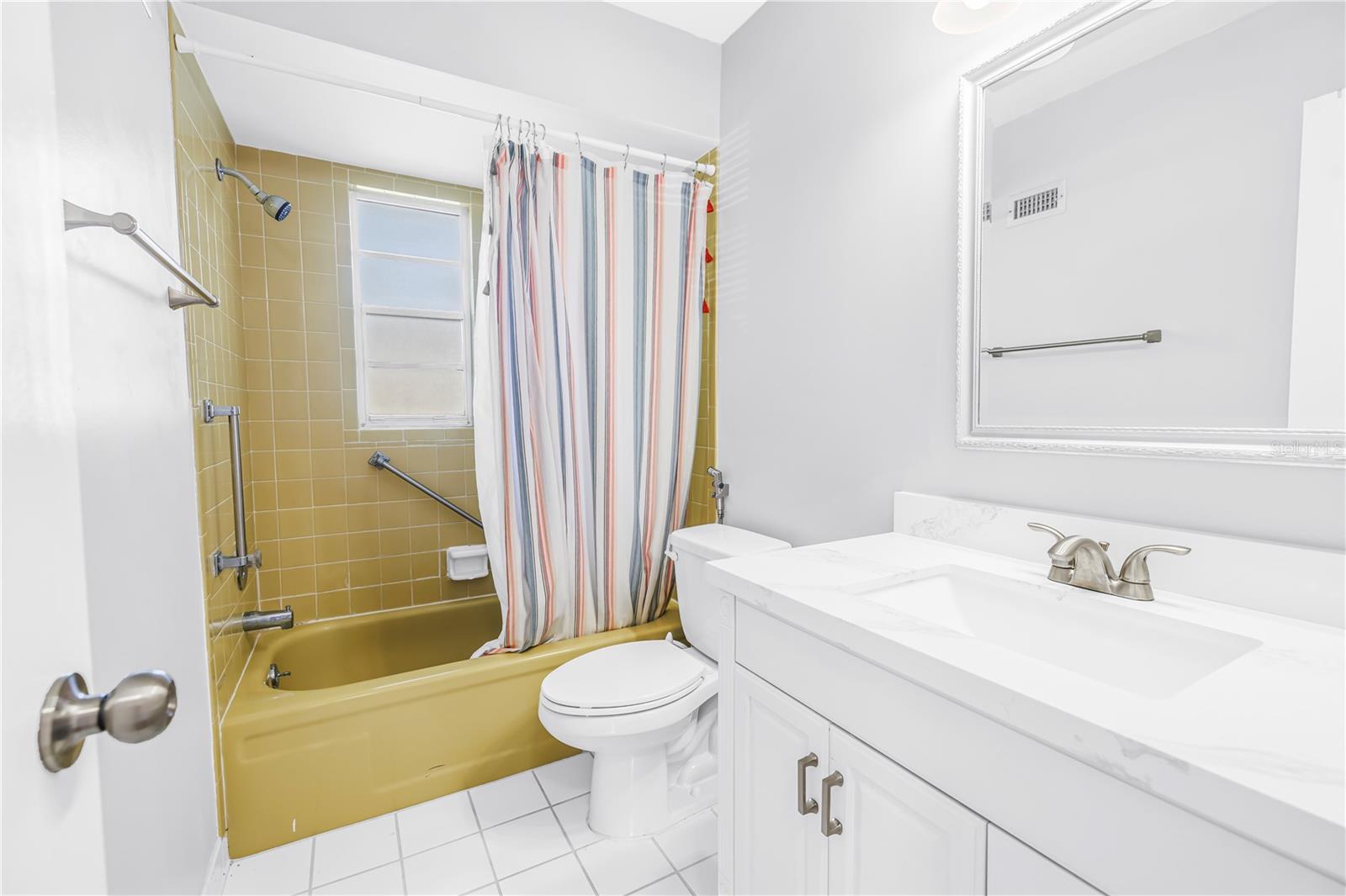 RIVER ISLES UNIT 2 - Residential