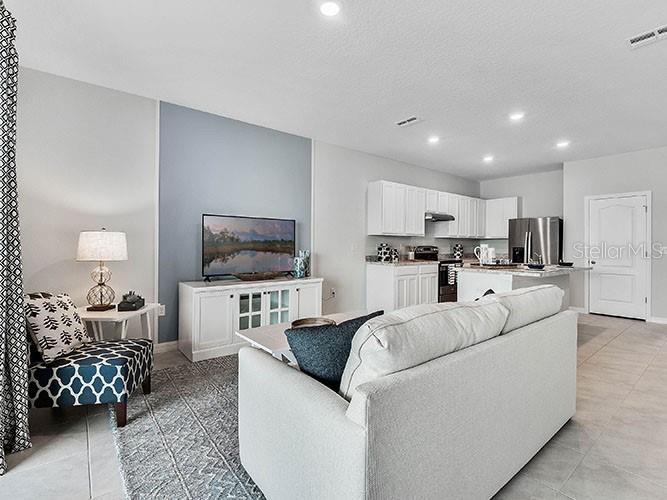 THOMPSON GROVE - Residential