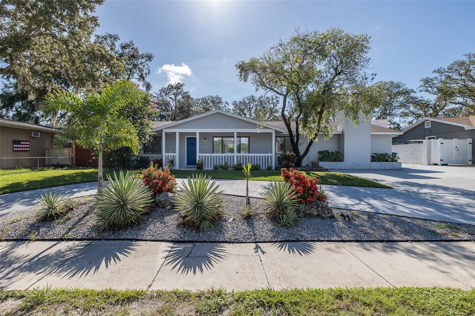 DE SOTO ESTATES - Residential