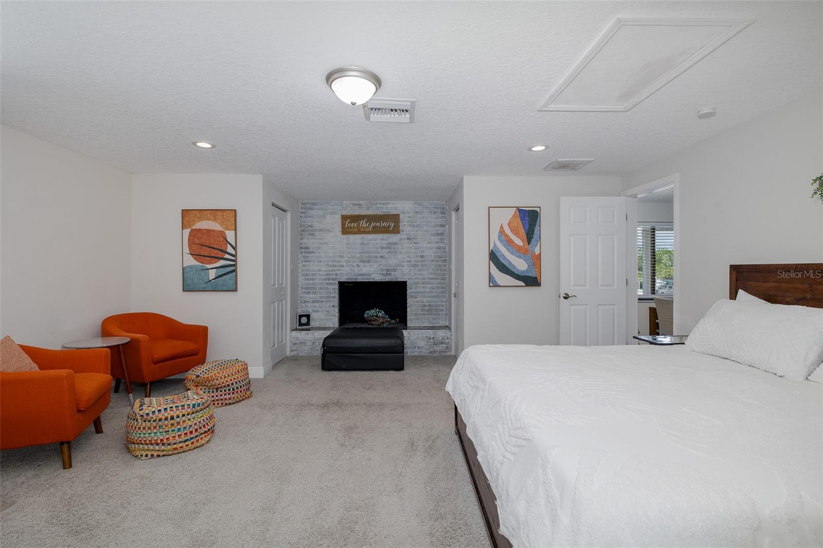 DE SOTO ESTATES - Residential