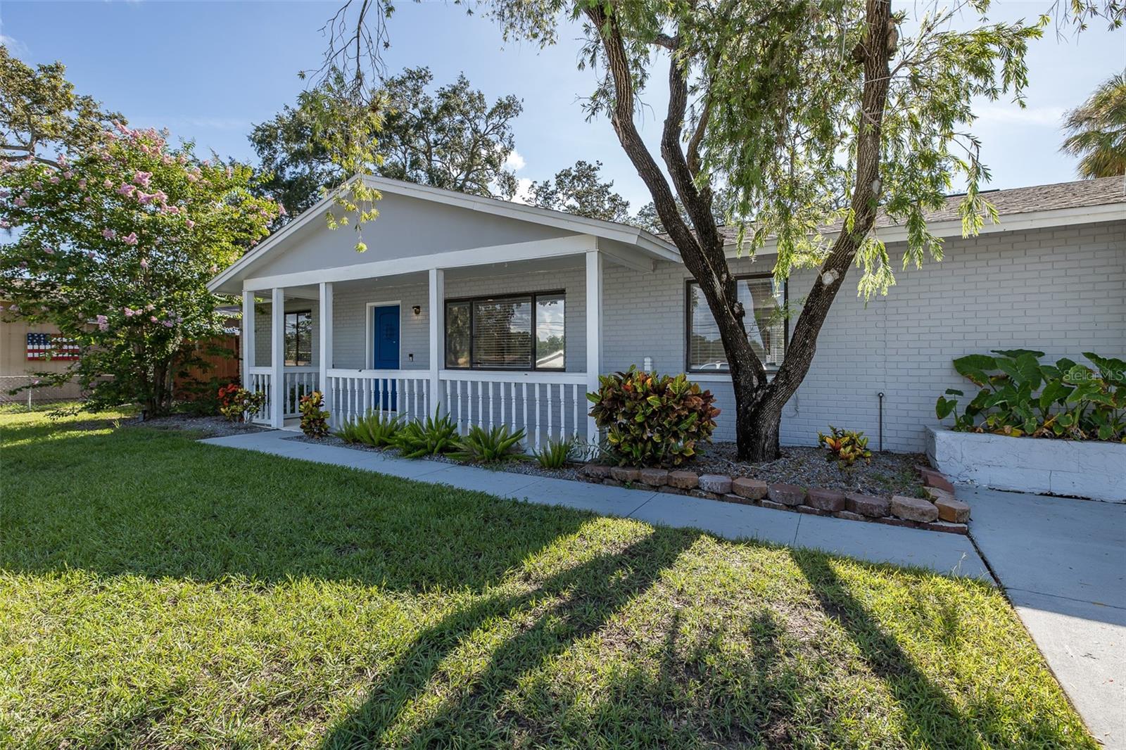 DE SOTO ESTATES - Residential