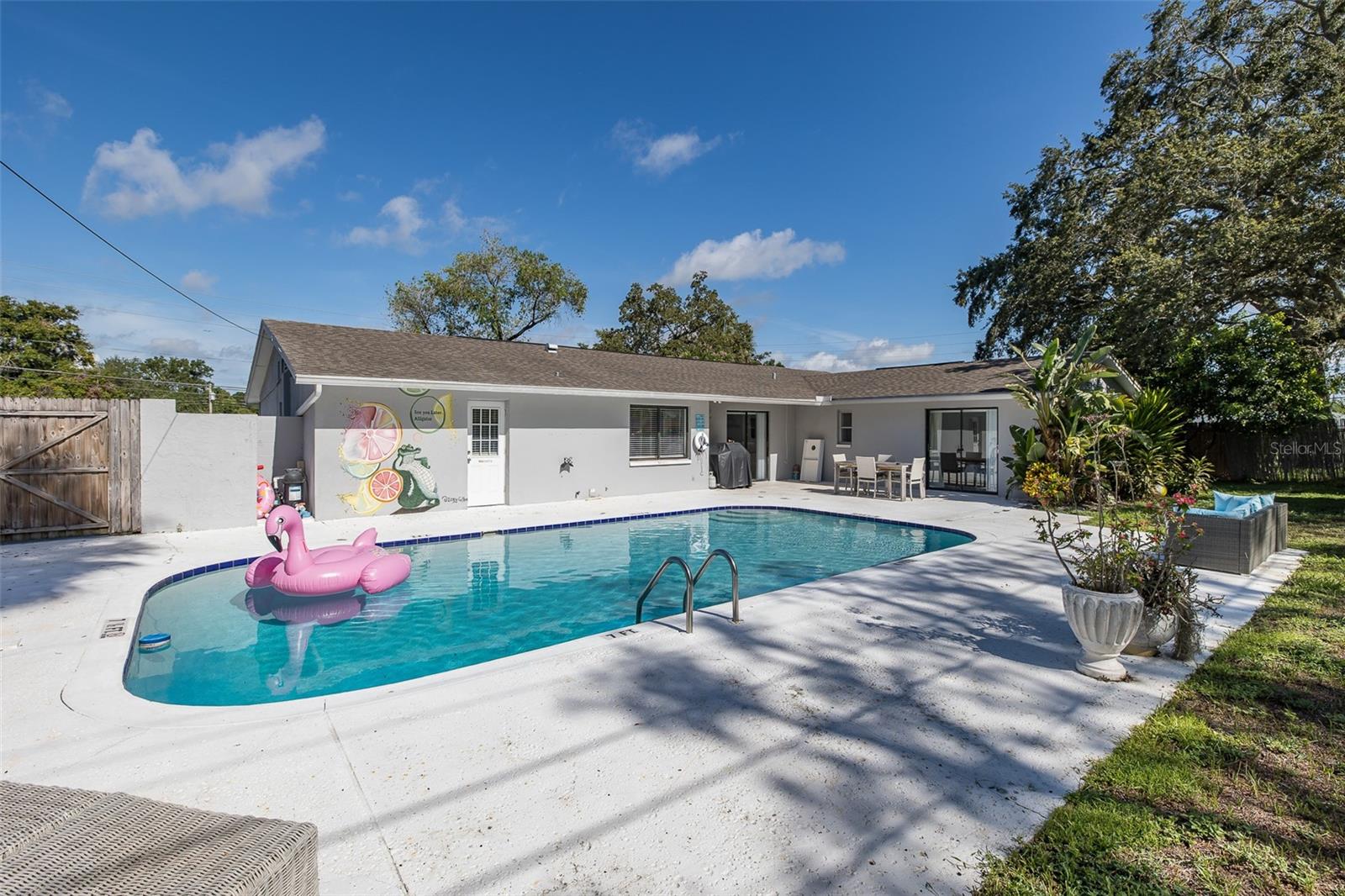DE SOTO ESTATES - Residential