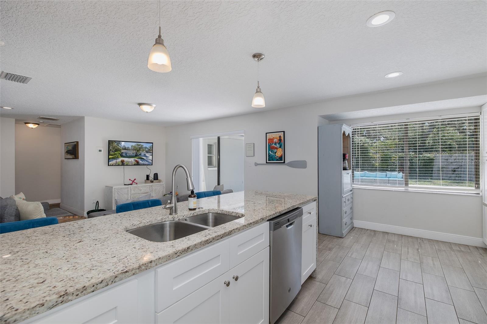 DE SOTO ESTATES - Residential